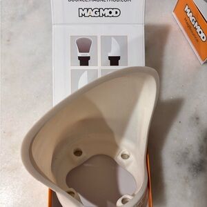 MagMod Bounce White Flash Modifier